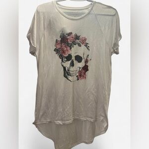 Floral Skull Tee size Large Brand Freeze